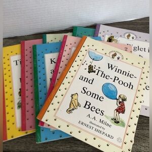 Vtg Winnie-the-Pooh Children's Book Set